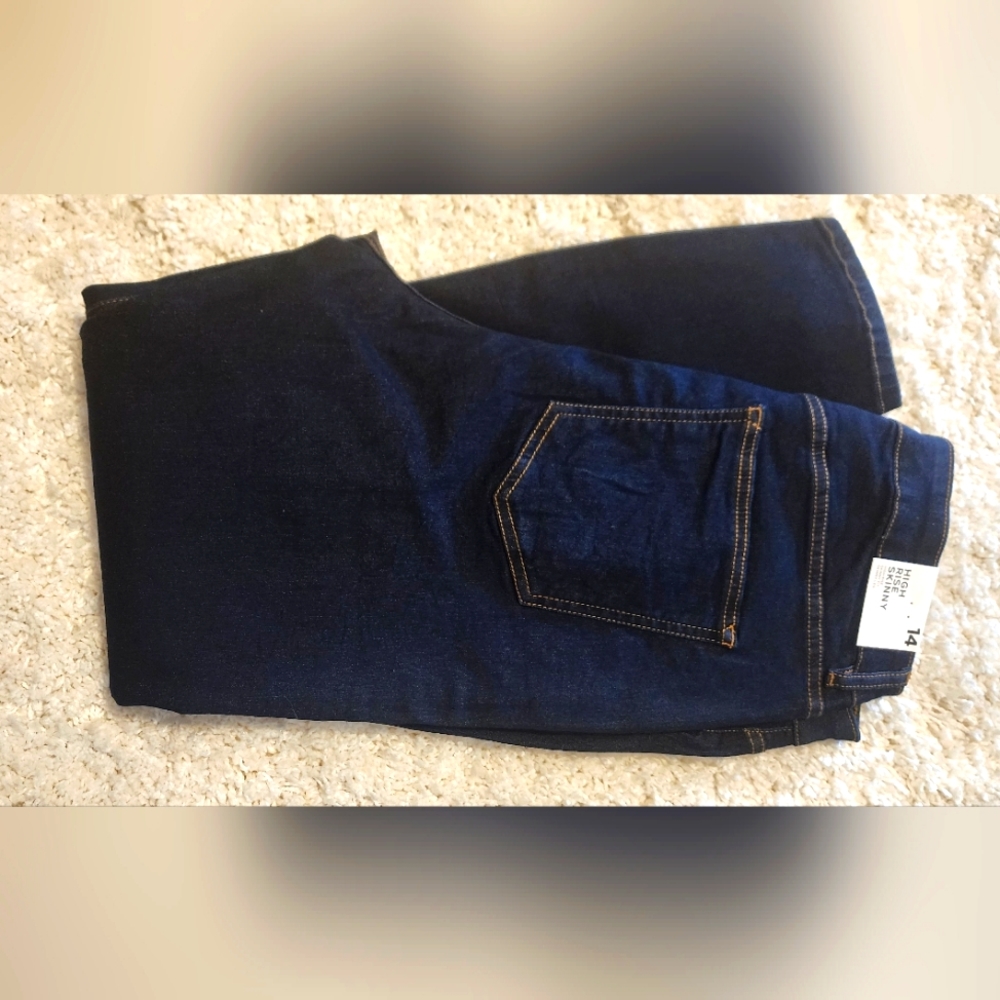 Brand new high waist jean